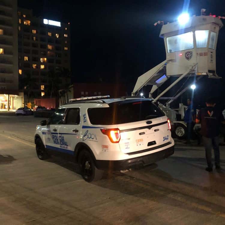 ¡Falsa alarma! Llegaron hasta con buzos para rescatar a 4 presuntos náufragos; se trató de un pescador en su lancha