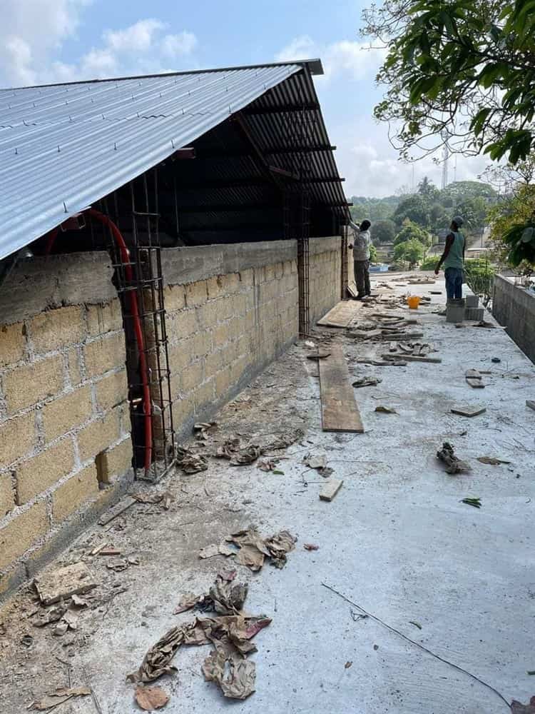 Grey católica mejora condiciones en parroquia de Villa Cuichapa