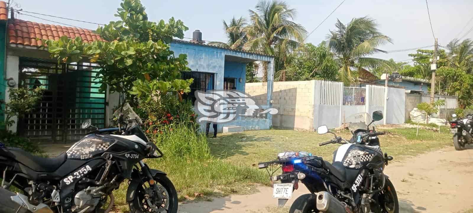 Balean casa en la Popular Morelos en Coatzacoalcos