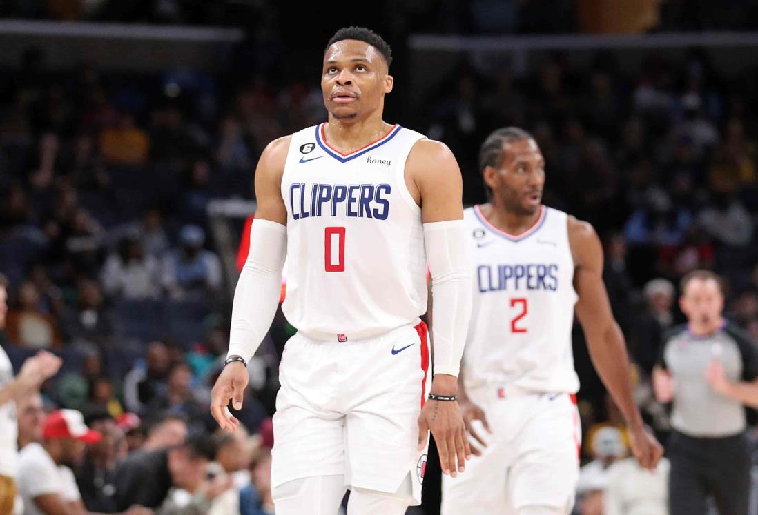 Vence Clippers a Portland de cara a los playoffs