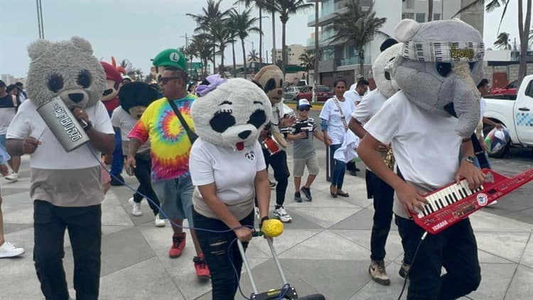 Realizan rumbata de Semana Santa del Carnaval de Veracruz 2023 (+Video)