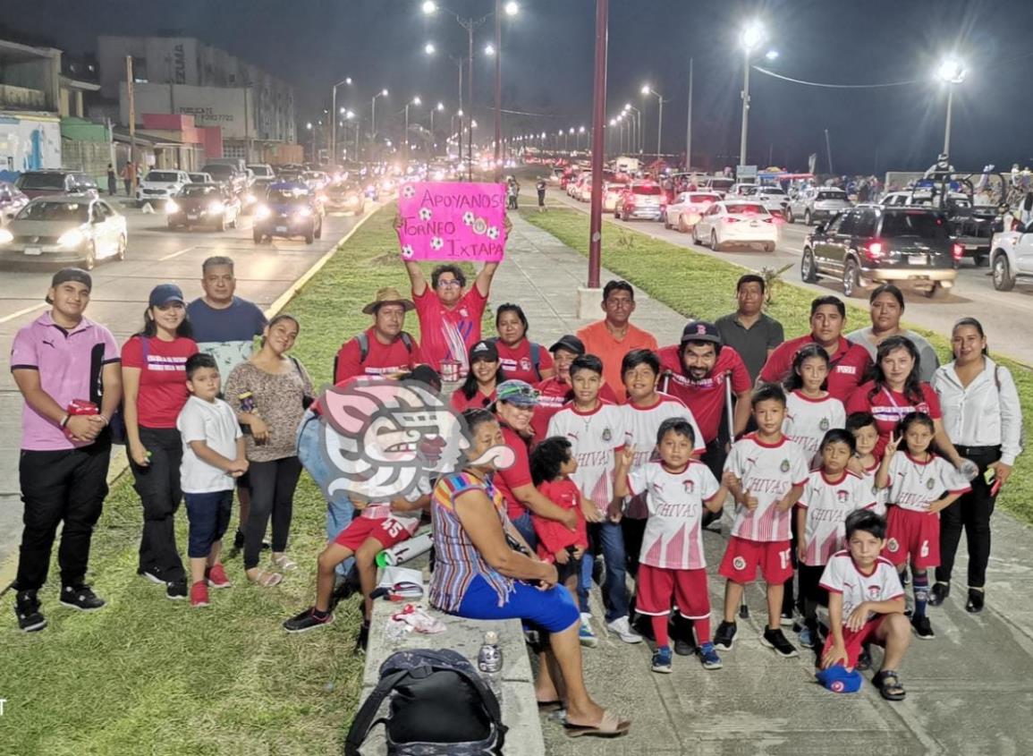 Club de fútbol de Allende busca participar en torneo internacional