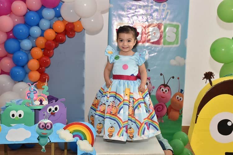 Lizbeth Carolina Aguilera Rosas es festejada por sus 2 años de vida