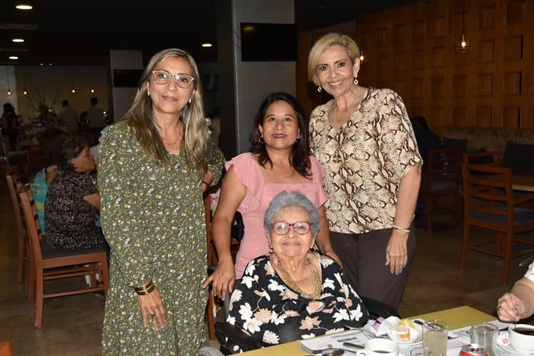 Casa Enlace Club Virginia celebra 17 años de servicio