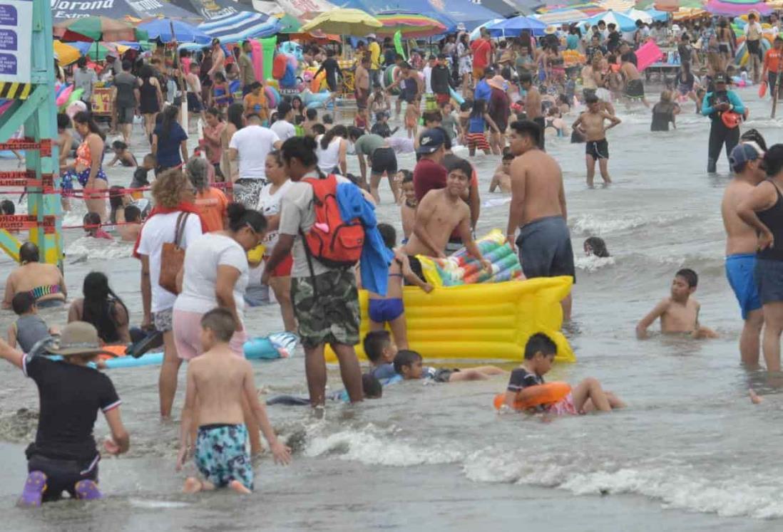 Niños perdidos, únicas incidencias mayores en playas de Veracruz