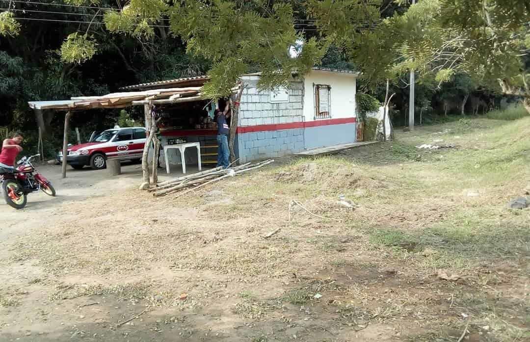 Llevan brigada de salud a Rancho del Padre