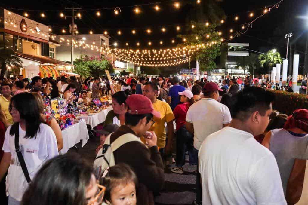 Fortalece La Antigua el consumo local con el Mercadito Emprendedor