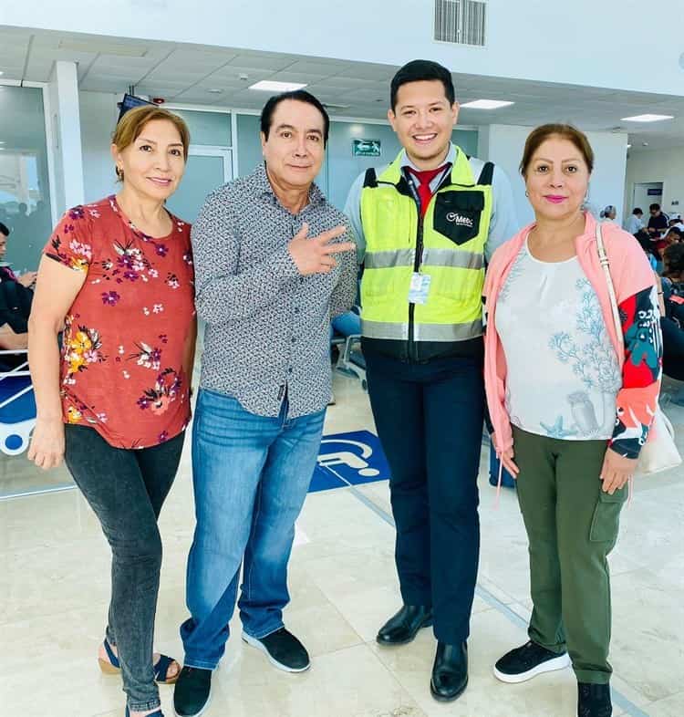 Jhonathan Ismael, la envidia del sur de Veracruz por selfies con celebridades