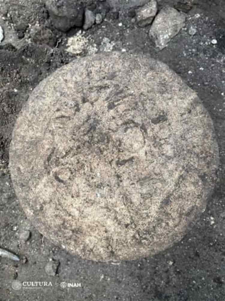 Hallan en  Chichén Itzá marcador de juego de pelota con más de mil años de antigüedad