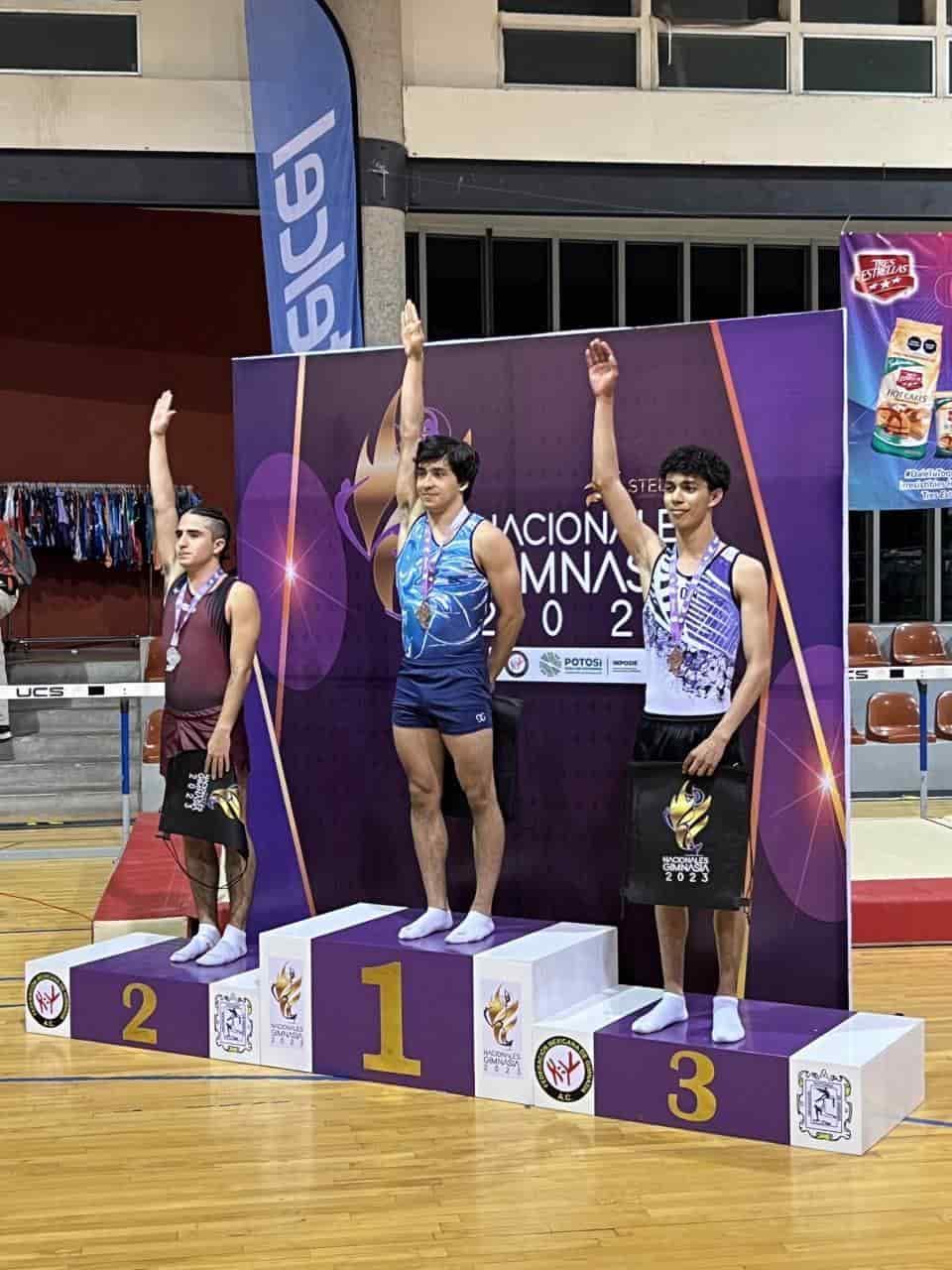 Brillan gimnastas porteños en San Luis Potosí