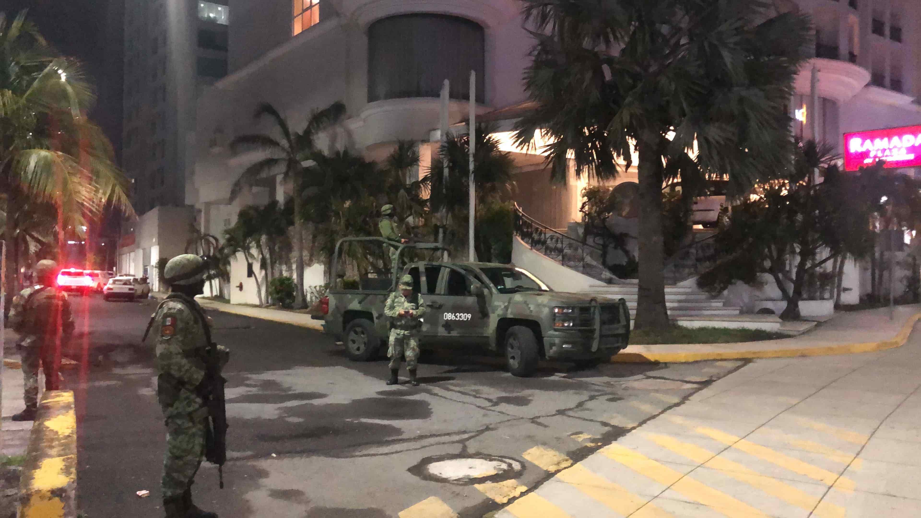 Intenso operativo en torre residencial sorprende a Boca del Río (+video)