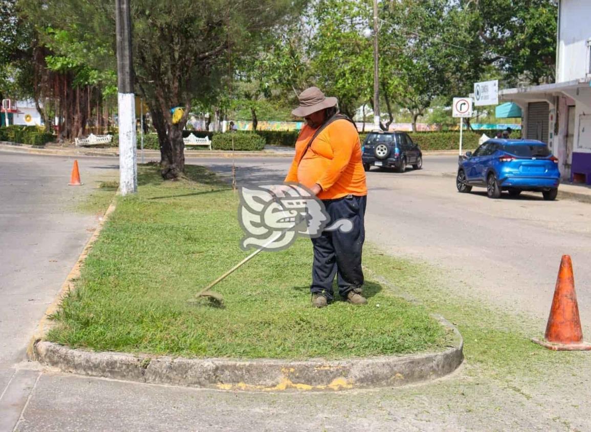 Exhortan autoridades de Nanchital a protegerse de las altas temperaturas 