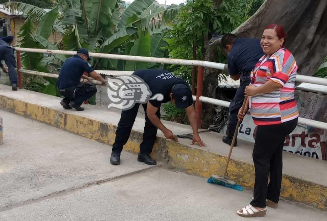 Policías de Poza Rica apoyan en mejoramiento de imagen urbana