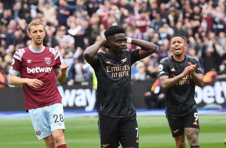 Alcanza West Ham empate ante Arsenal