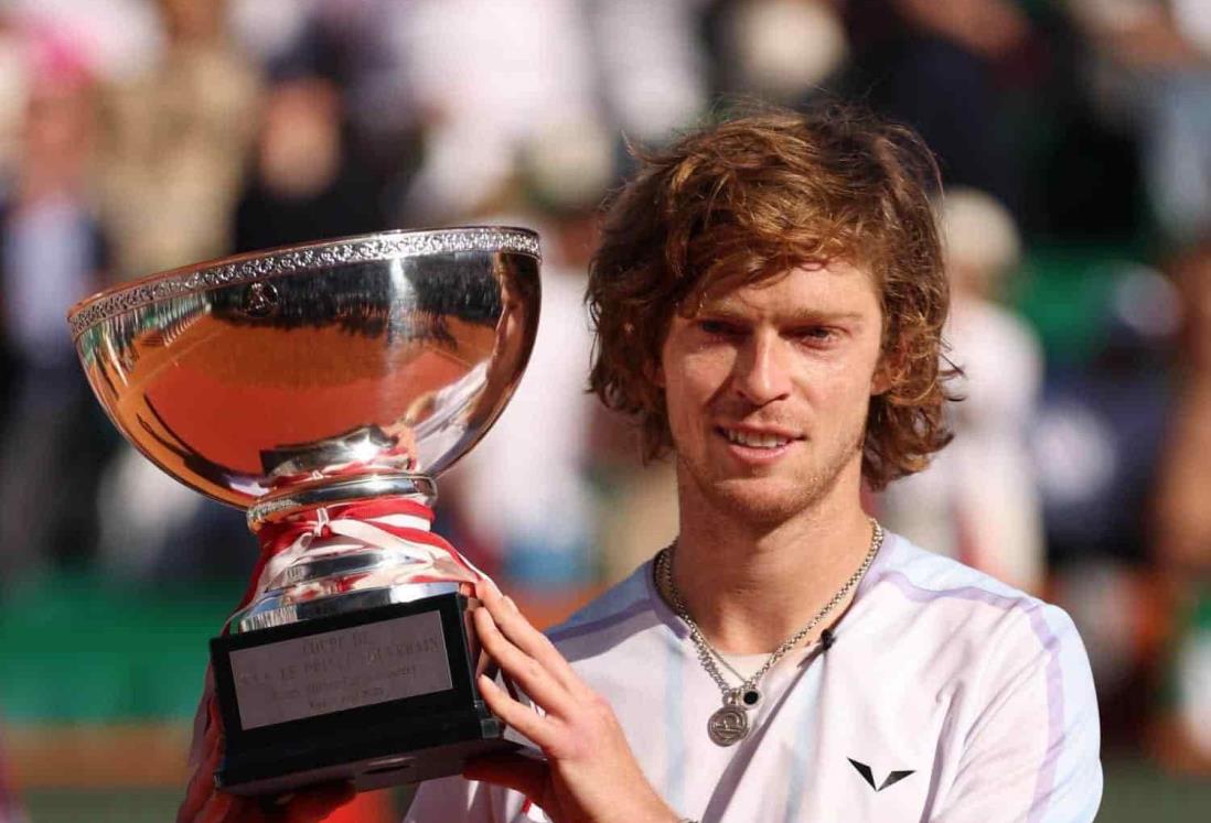 Se corona Andrey Rublev en Montecarlo