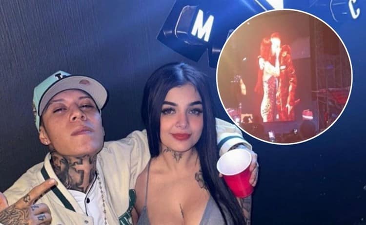 ¿Son novios? Santa Fe Klan y Karely Ruiz protagonizan beso en pleno concierto