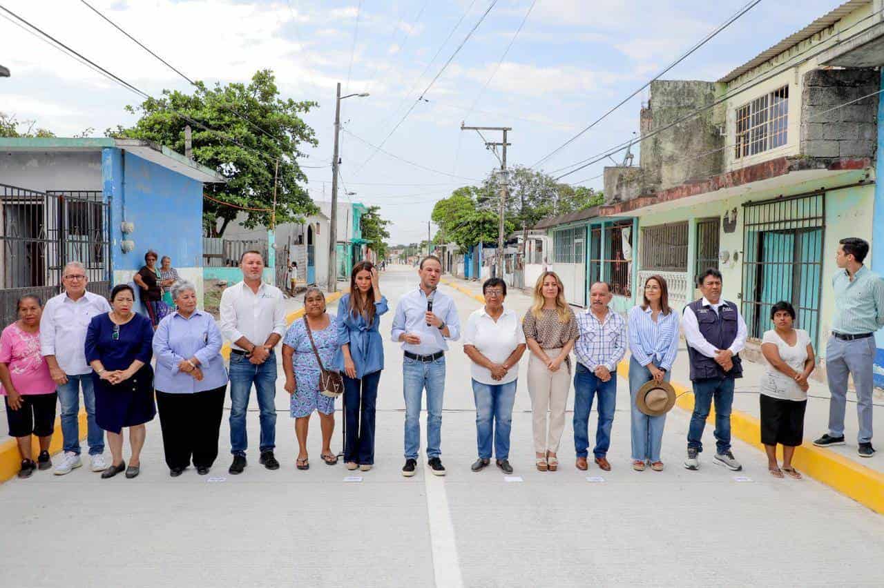 Unánue inaugura pavimentación en concreto hidráulico en la colonia Miguel Alemán