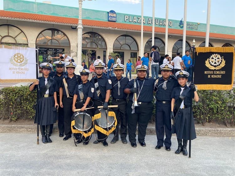 Con un desfile por el bulevar de Veracruz invitan a la “Expo Feria Educativa 2023”