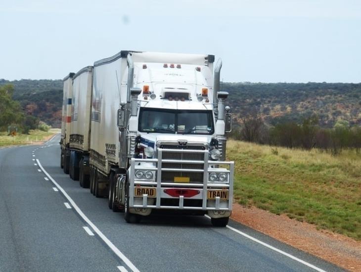 Solicitan operadores de transporte de carga en Veracruz ante déficit en México: Canacar