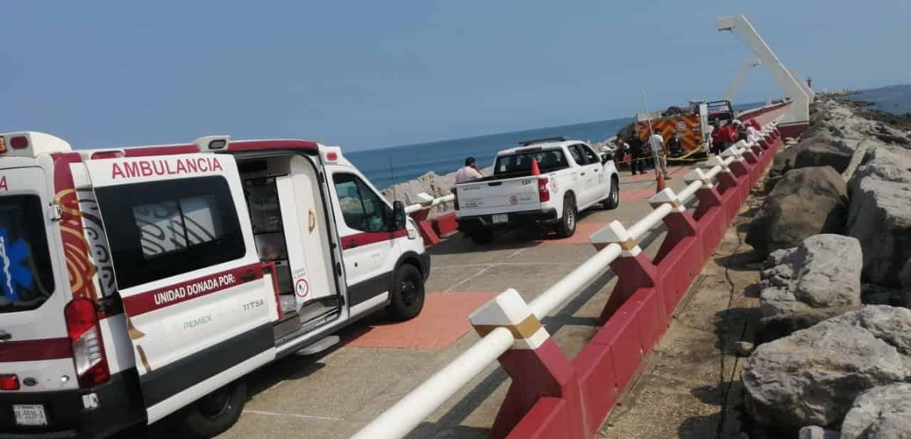 Trágico paseo familiar en Coatzacoalcos: hombre muere ahogado