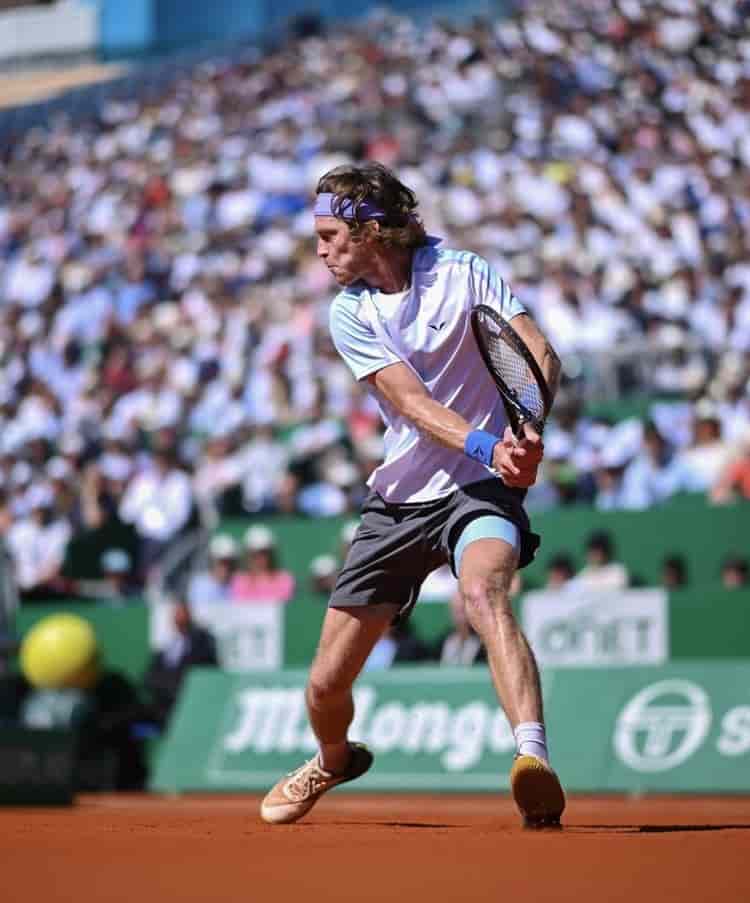 Avanza Stefanos Tsitsipas a Octavos de Final