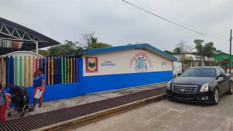 Protestan por falta de maestros en jardín de niños de Cosamaloapan