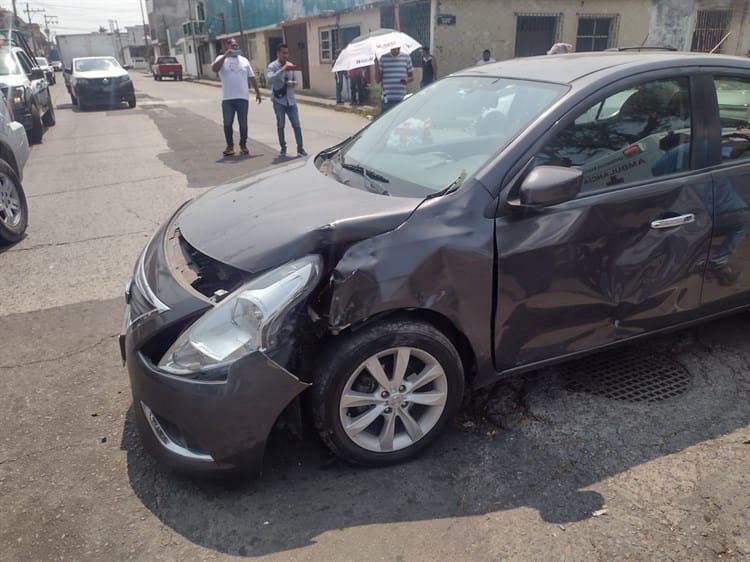 Motociclista fracturado por choque en la colonia Formando Hogar