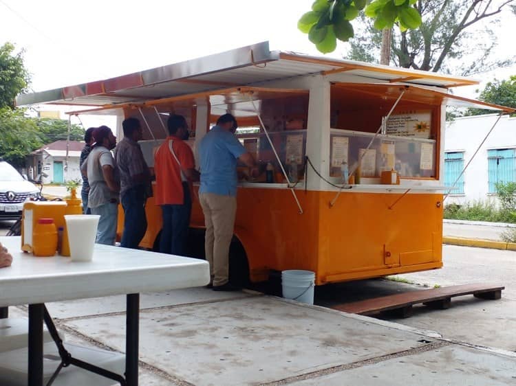 Llegó el momento de irse a descansar: dicen adiós tacos de Camioneta Amarilla en Coatzacoalcos (+Video)