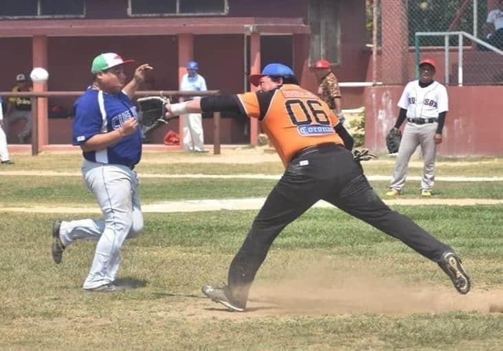 Expulsaron a sofbolistas agresivos en la Intercolonias