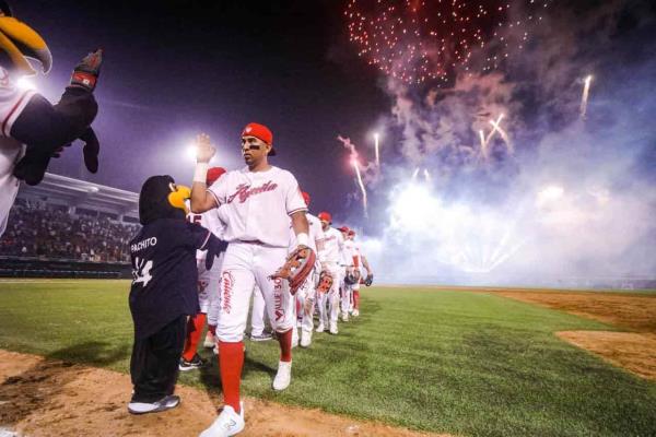 Como si nunca se hubiera ido: El Águila de Veracruz vuelve al diamante