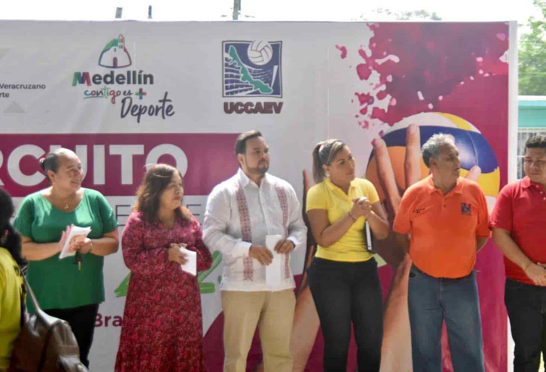 Inaugura Marcos Isleño 4to Circuito Estatal de Clubes de Cachibol con sede en Medellín