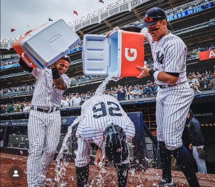 Superan Yankees a los Azulejos en las Grandes Ligas