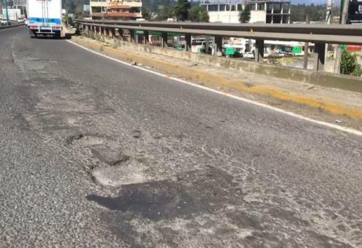 Boulevard Xalapa-Banderilla, en pésimas condiciones: colonos