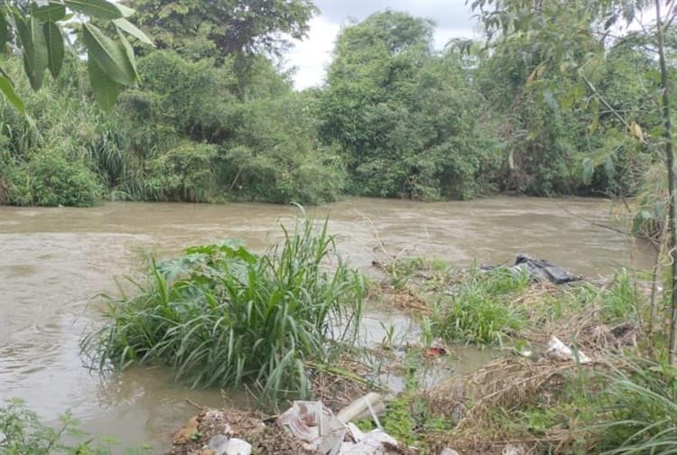 Vigilan los niveles del río Cazones en Poza Rica por fuertes lluvias