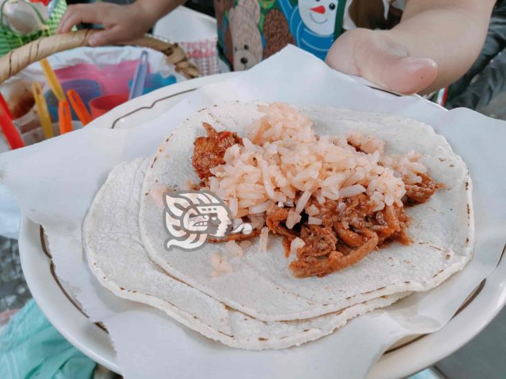 ¿Te encantan los tacos? ¡Prueba los famosos tacos del parque Juárez en Xalapa!