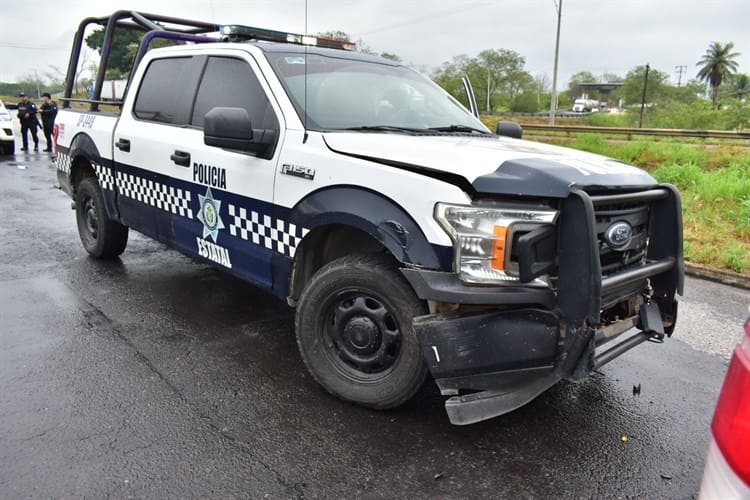 Chocan patrullas de SSP en carretera del sur de Veracruz