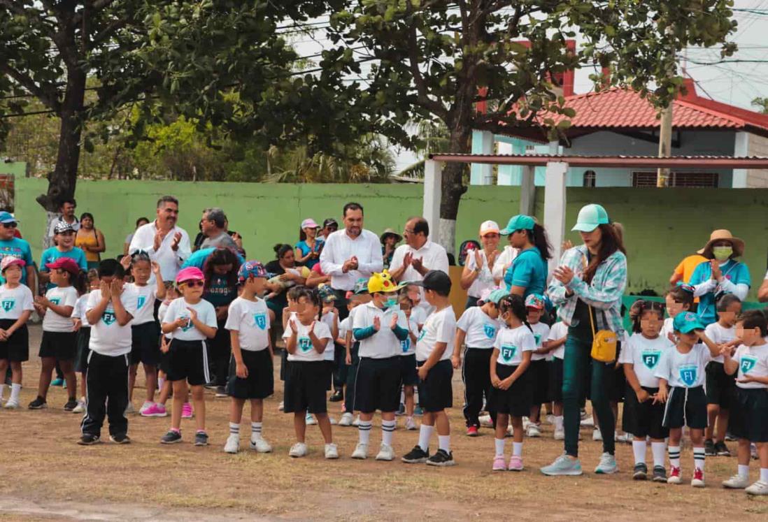 Escuelas en Cardel realizan las mini olimpiadas de atletismo