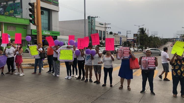 Bloquean Ejército Mexicano para exigir justicia por María Luisa; perdió la vida al ser atropellada(+Video)