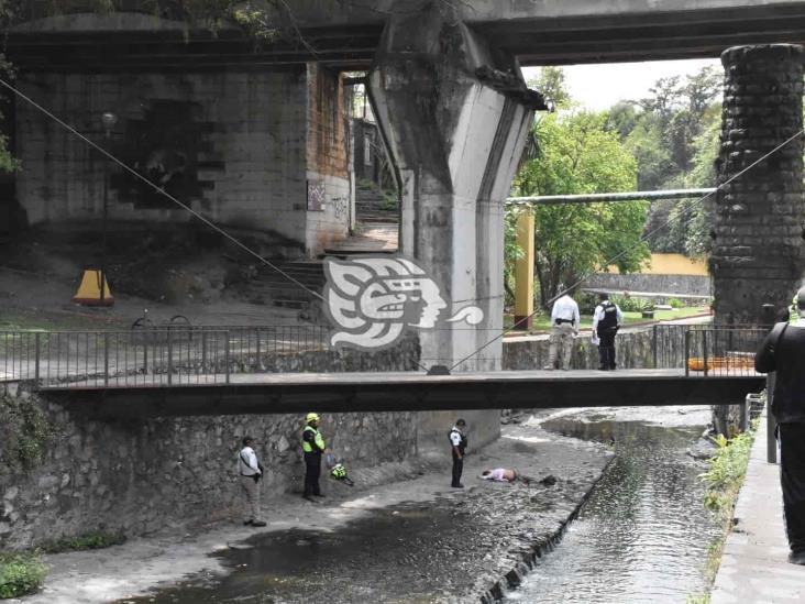 Localizan cadáver de hombre en río Orizaba; habría caído de puente