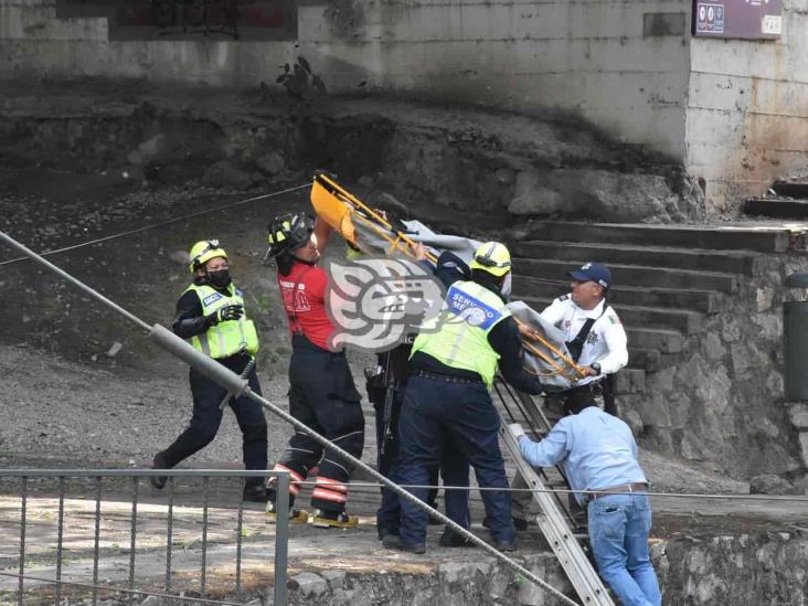 Localizan cadáver de hombre en río Orizaba; habría caído de puente