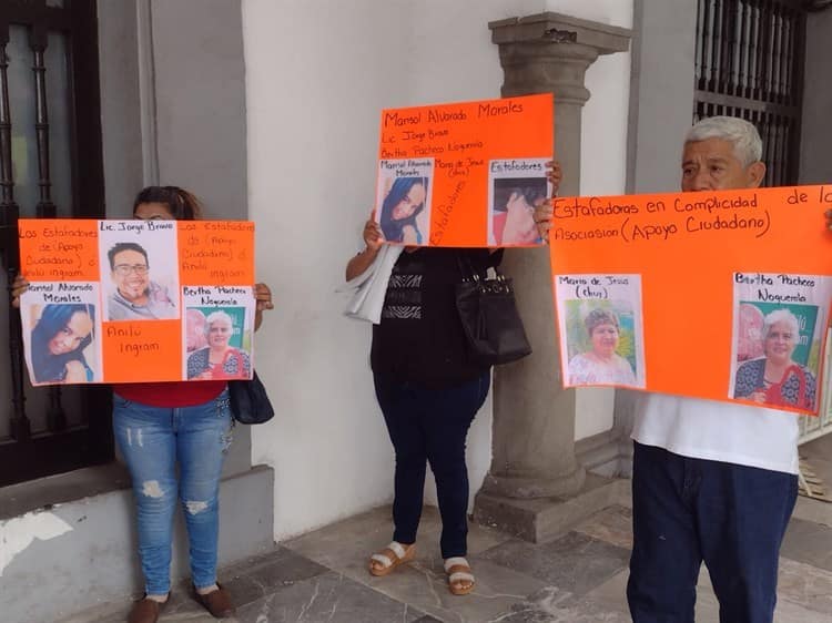 Les prometieron ayuda y los estafaron en colonia de Veracruz