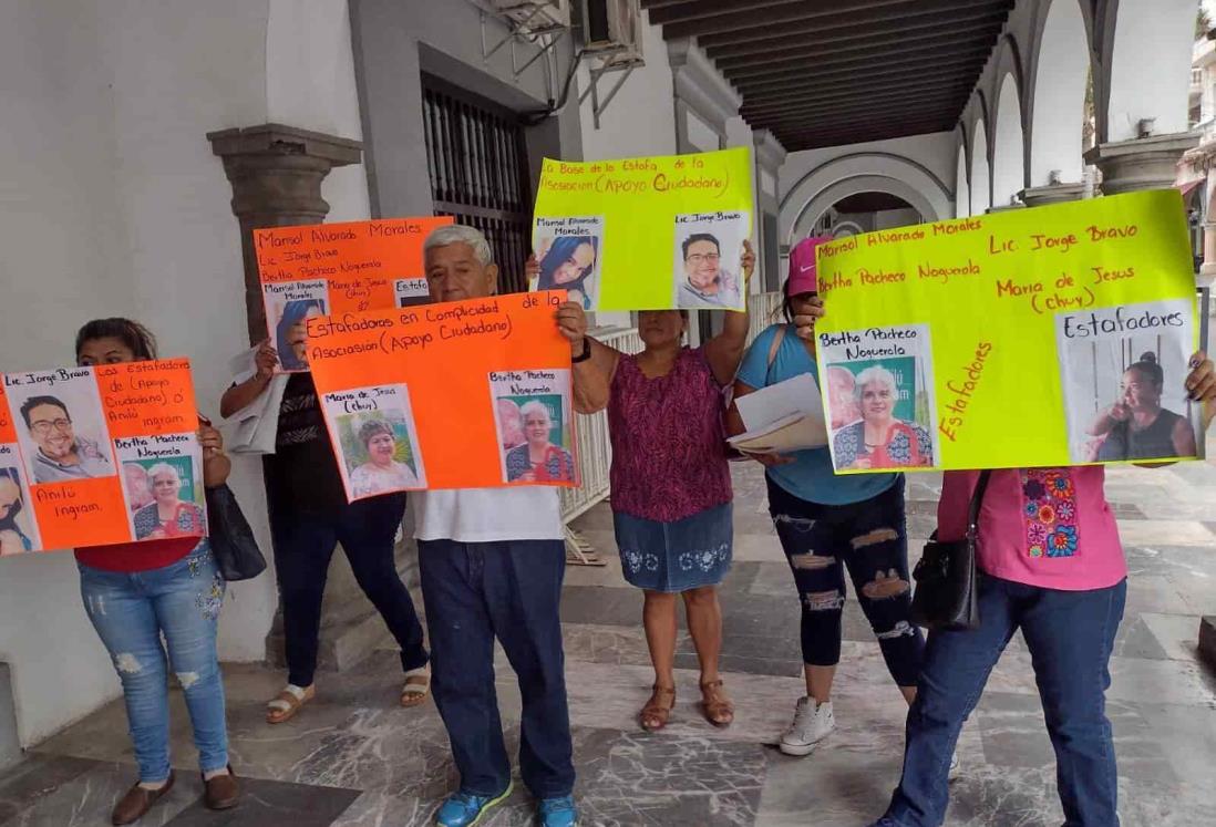 Les prometieron ayuda y los estafaron en colonia de Veracruz