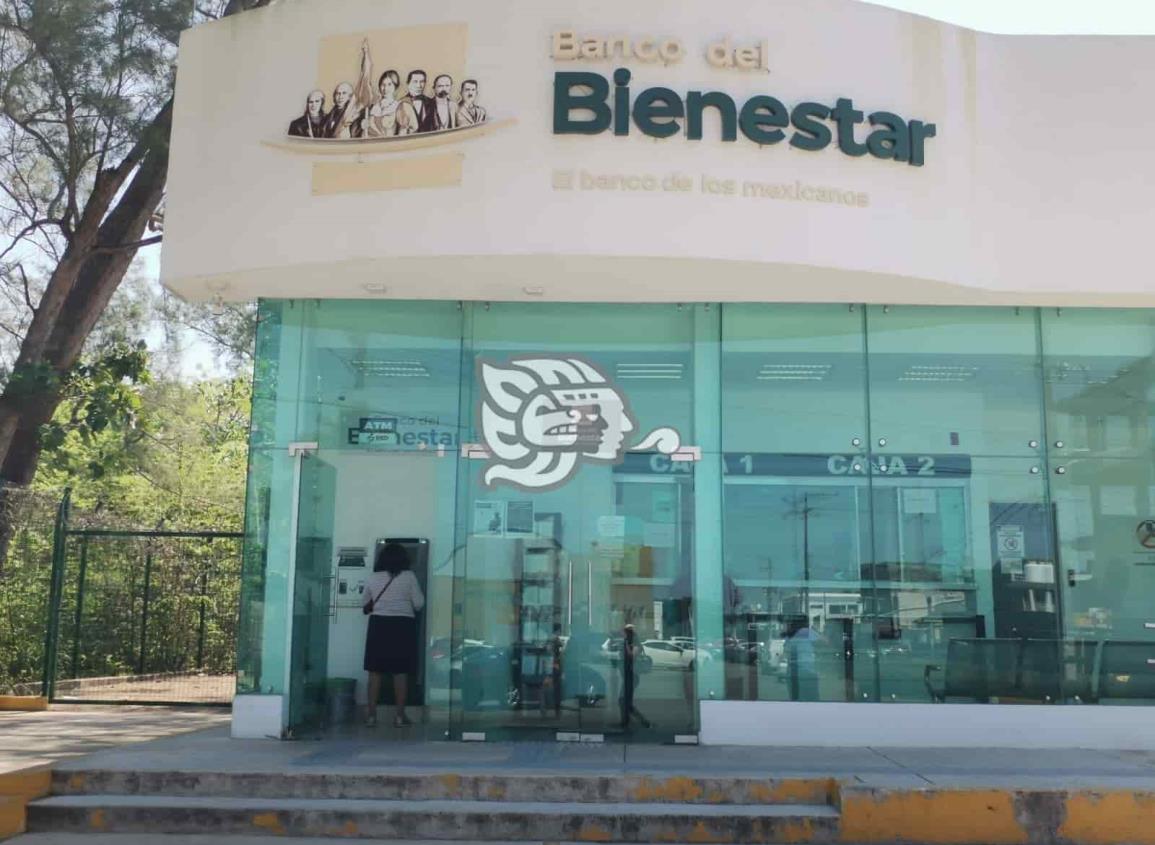 Agilizan cobros en el Banco Bienestar de Nanchital