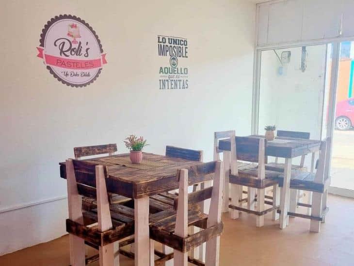 Le apuestan a Coatza; abrió sus puertas pastelería Rolis Cakes