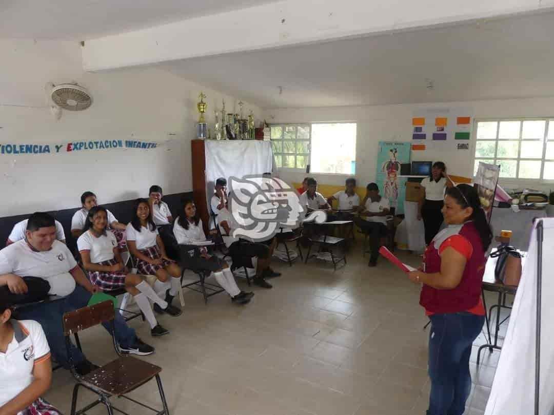 Continúan con acciones para prevenir la violencia contra la mujer