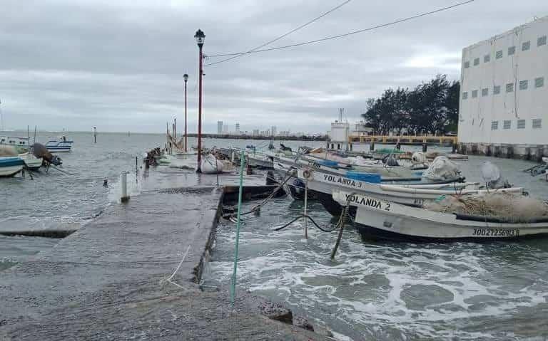 Por norte, cierran a la navegación menor y mayor el puerto de Veracruz