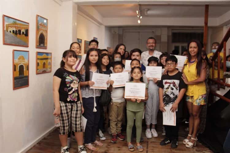 Pequeños veracruzanos celebran con diversas actividades artísticas el Día del Niño