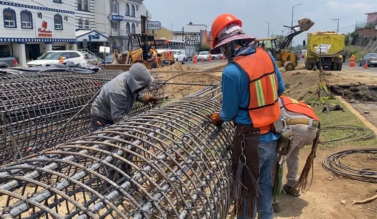 Construcción del puente de Las Trancas genera caos; conductores no siguen recomendaciones