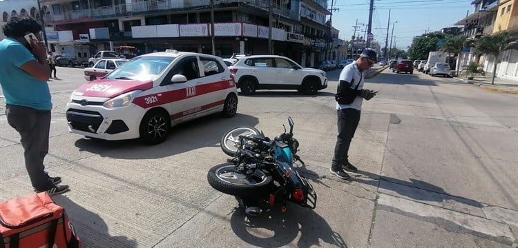 Colisión en el centro provocó un segundo percance (+Video)