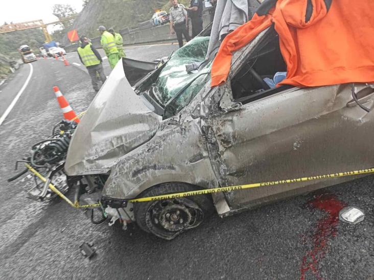 Trágico accidente en libramiento de Xalapa; conductor perdió el control del auto